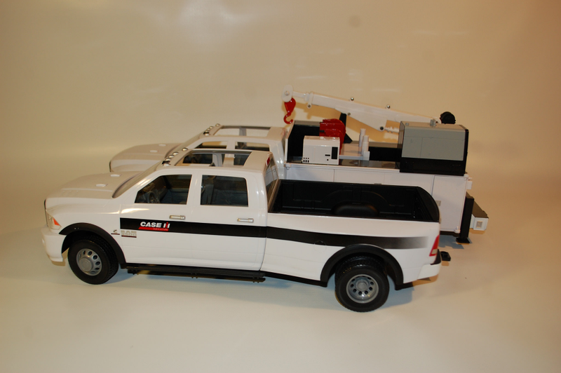Illustration for article titled Ertl 1/16 "Big Farm" Dodge dually trucks & an introduction